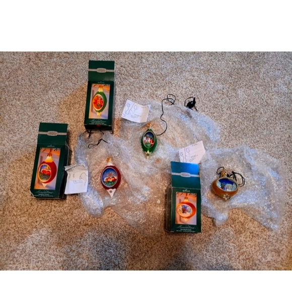 HALLMARK 2005 Set of 3 ILLUMINATIONS ORNAMENT Set - Picture 1 of 4